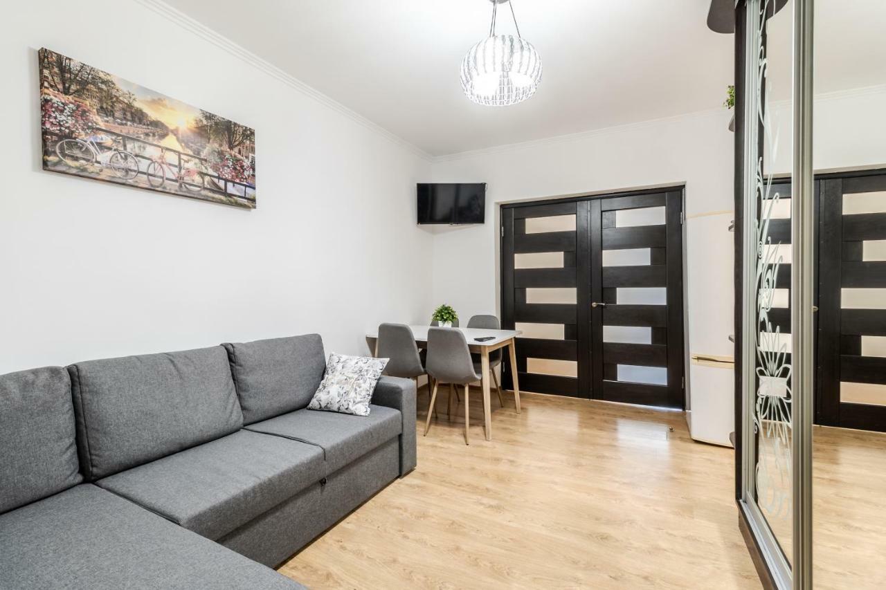 Homey Apartment Львів Екстер'єр фото