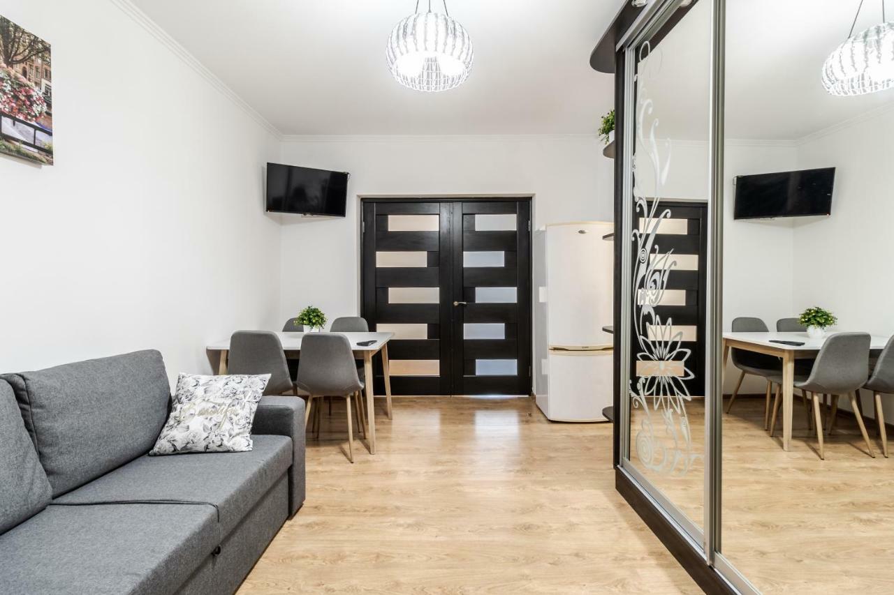 Homey Apartment Львів Екстер'єр фото